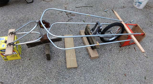Рама одноколёсного прицепа для велосипеда